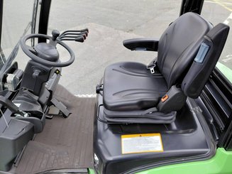 Four wheel front forklift Hangcha XC30i - 6
