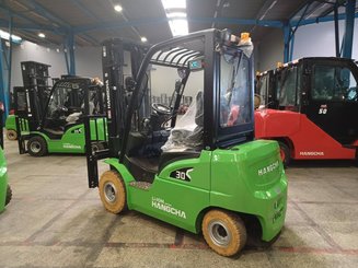 Four wheel front forklift Hangcha XC30i - 1