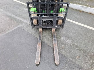 Four wheel front forklift Hangcha XC18i