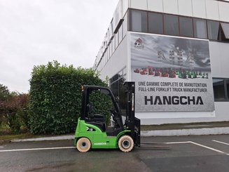 Four wheel front forklift Hangcha XC18i