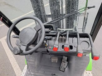 Four wheel front forklift Hangcha XC18i