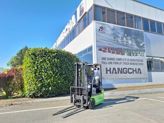 Three wheel front forklift Hangcha X3W10-I (CPDS10-XD4-I)