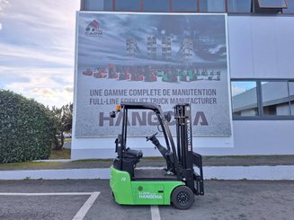 Three wheel front forklift Hangcha X3W10-I (CPDS10-XD4-I)