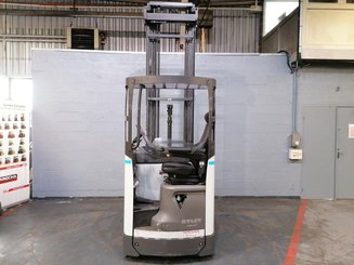 Reach truck UniCarriers COMPACT UND140 - 3