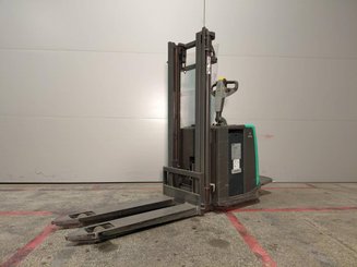 Stacker truck with folding platform Mitsubishi SBV12P - 1