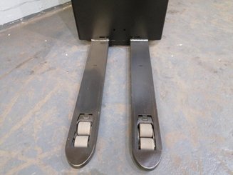 Low-level order picker Caterpillar NPR20N - 7