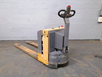Pedestrian pallet truck OMG 330K - 4