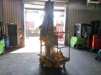 Vertical lift platform Haulotte QUICK UP 13