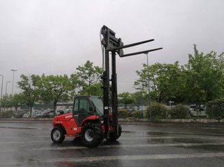 All-terrain forklift Manitou MC60 - 2