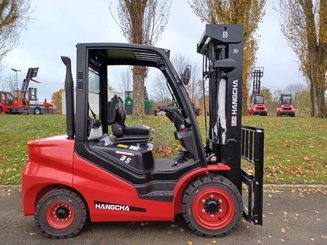 Four wheel front forklift Hangcha XF35D-2 - 4