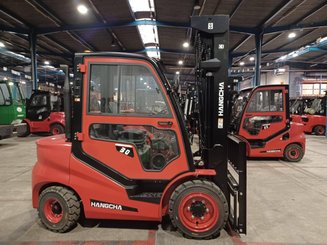 Four wheel front forklift Hangcha XF30D-2