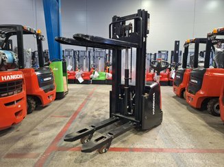 Pedestrian pallet stacker Hangcha CDD16-AC1-L