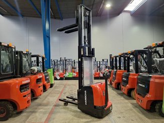 Pedestrian pallet stacker Hangcha CDD16-AC1-L