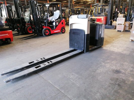 Low-level order picker Crown GPC3040 - 1