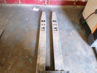Low-level order picker Crown GPC3040 - 2
