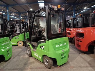 Four wheel front forklift Hangcha XC18i - 1