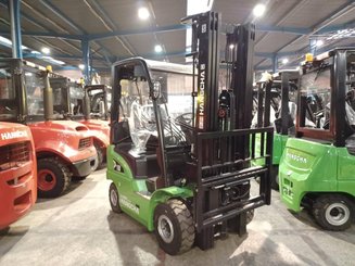 Four wheel front forklift Hangcha XC18i - 1