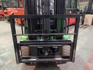 Four wheel front forklift Hangcha XC18 - 2