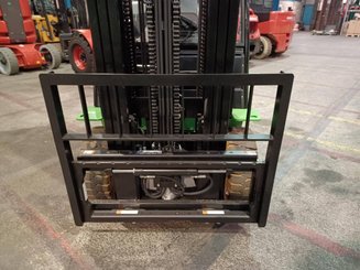 Four wheel front forklift Hangcha XC18 - 2