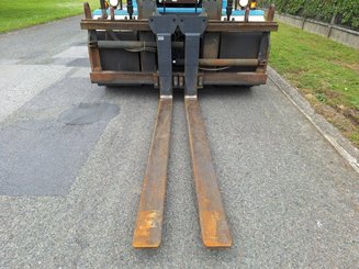 Four wheel front forklift Konecranes SMV12-600B - 13