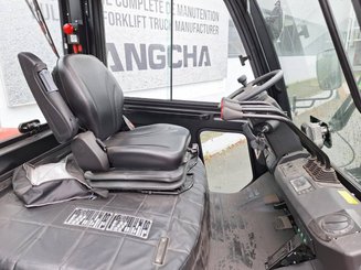 Four wheel front forklift Hangcha XF55D