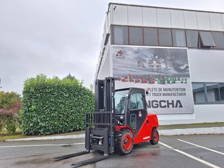 Four wheel front forklift Hangcha XF55D - 1