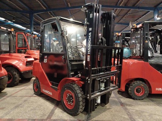 Four wheel front forklift Hangcha XF25G - 1