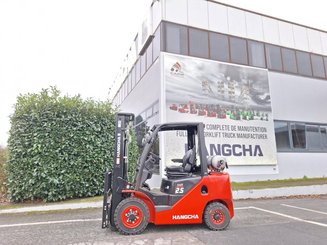 Four wheel front forklift Hangcha XF25G - 1