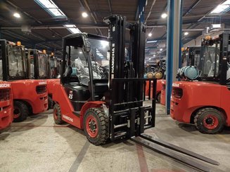 Four wheel front forklift Hangcha XF25G - 1