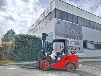 Four wheel front forklift Hangcha XF35G