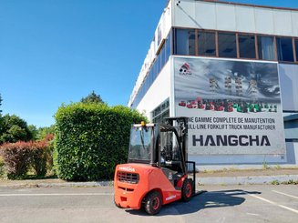 Four wheel front forklift Hangcha XF25D