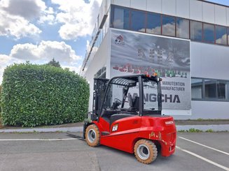 Four wheel front forklift Hangcha A4W50-E - 3