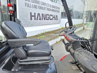 Four wheel front forklift Hangcha XF35G - 12