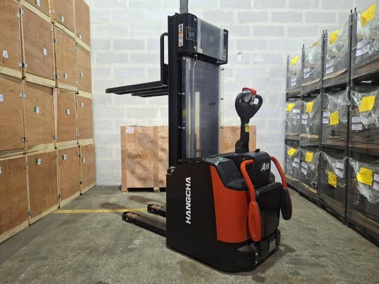 Stacker truck with folding platform Hangcha CDD16-AZ3S - 1