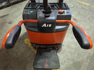 Stacker truck with folding platform Hangcha CDD16-AZ3S