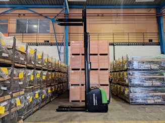 Pedestrian pallet stacker Hangcha CDD16-AC1-LI