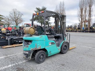 Four wheel front forklift Mitsubishi FG25NT - 11