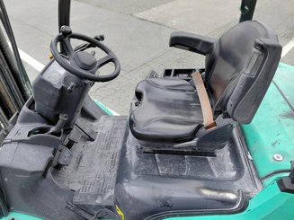Four wheel front forklift Mitsubishi FG25NT
