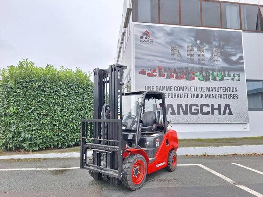 Four wheel front forklift Hangcha XF35G - 1