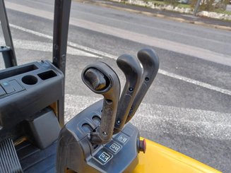 Three wheel front forklift Yale ERP16VTMWB - 11