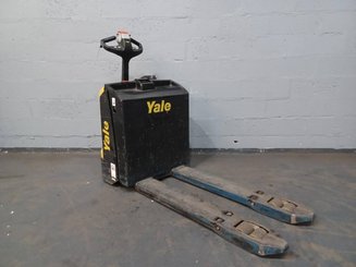 Pedestrian pallet truck Yale MP20 AC