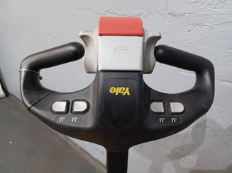 Pedestrian pallet truck Yale MP20 AC
