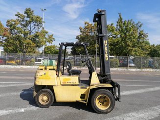 Four wheel front forklift Hyster H4.00XL - 1