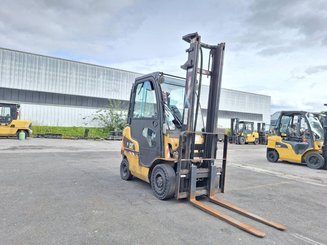 Four wheel front forklift Caterpillar GP18N - 1