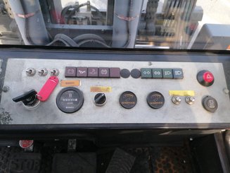 Four wheel front forklift Mora M180C