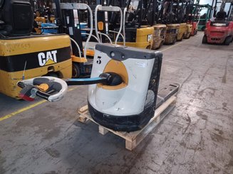 Pedestrian pallet truck Crown WP3015-1.6 - 1
