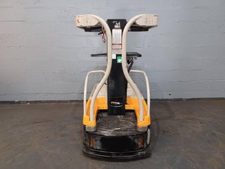 Vertical lift platform Crown WAVE60-118