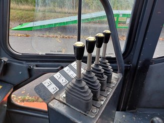 Four wheel front forklift Mora M180C