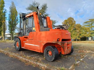 Four wheel front forklift Mora M180C
