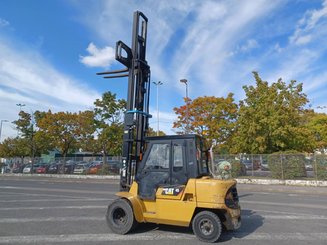 Four wheel front forklift Caterpillar GP45K2 - 7